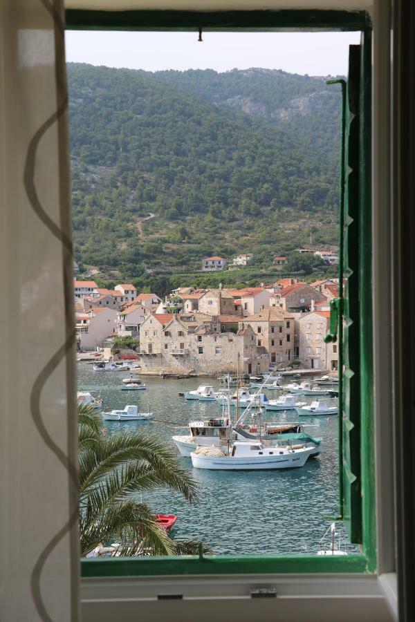 The Little Gem Bed and Breakfast Komiža Εξωτερικό φωτογραφία