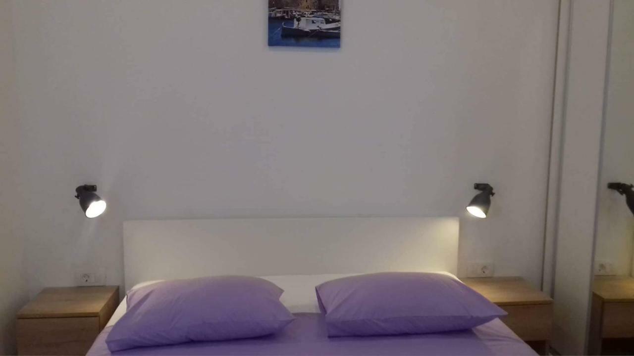 The Little Gem Bed and Breakfast Komiža Εξωτερικό φωτογραφία