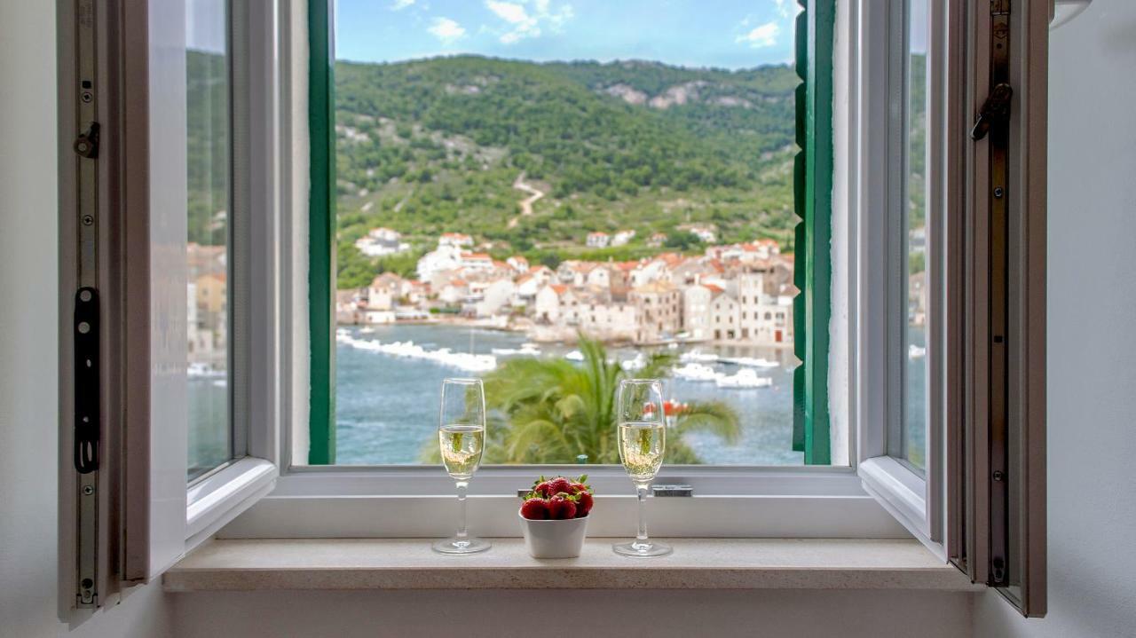 The Little Gem Bed and Breakfast Komiža Εξωτερικό φωτογραφία
