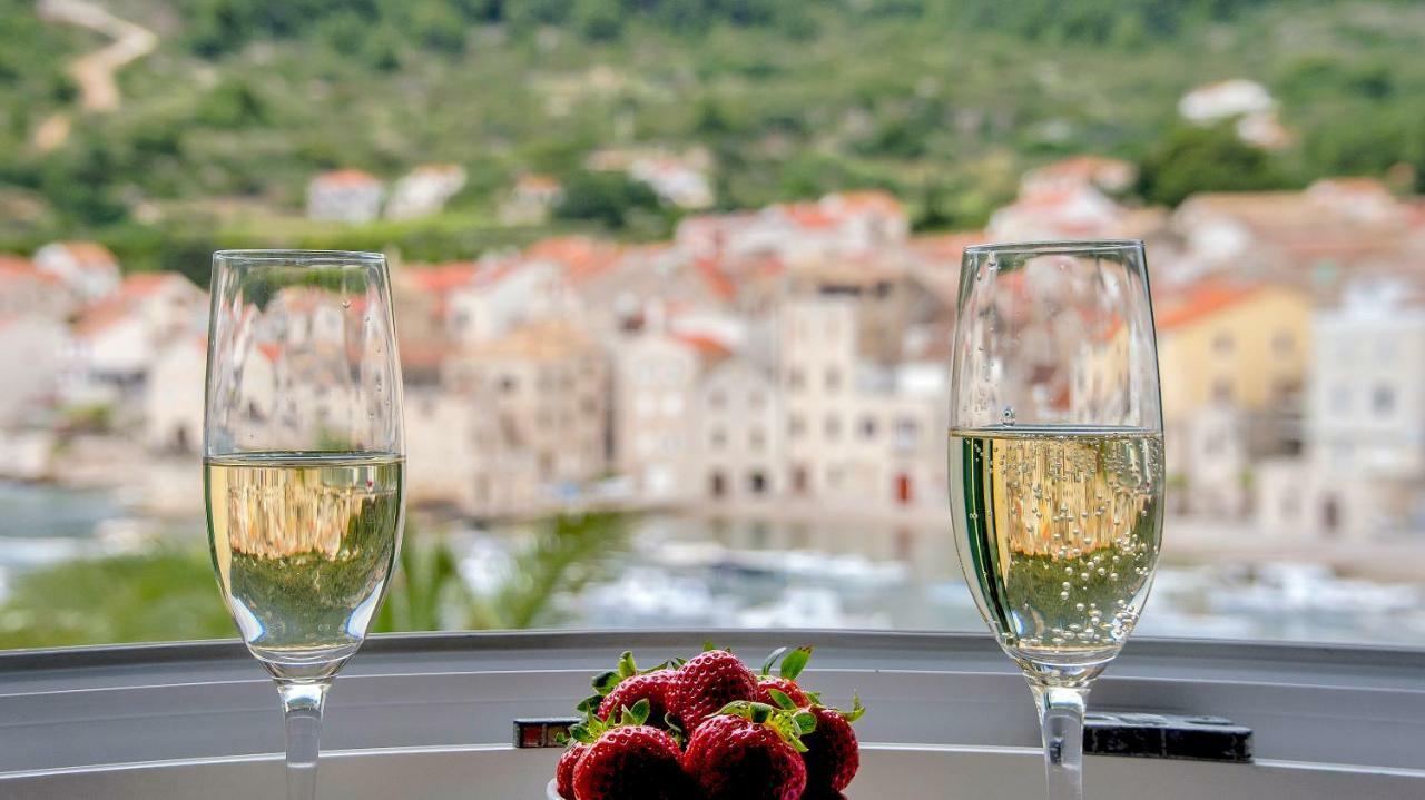 The Little Gem Bed and Breakfast Komiža Εξωτερικό φωτογραφία