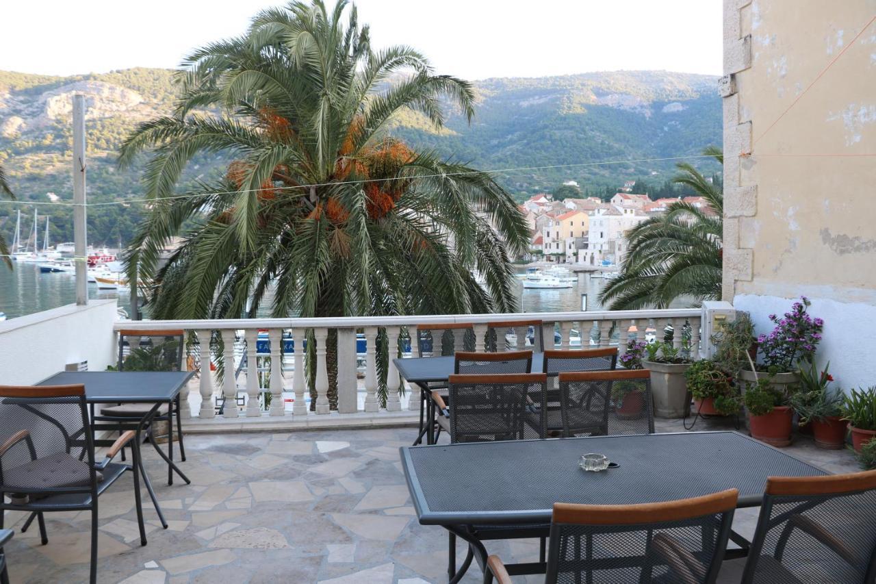 The Little Gem Bed and Breakfast Komiža Εξωτερικό φωτογραφία